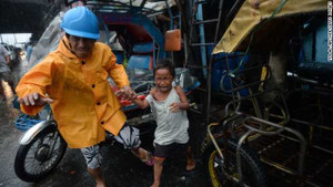 Đã có 27 người chết trong siêu bão Thần sấm