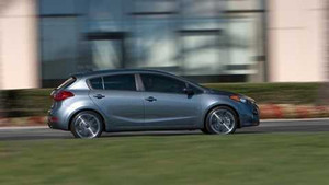 Kia Forte5 SX: Xe nhỏ giá không hề rẻ