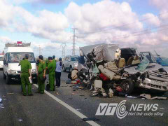 Tai nạn thảm khốc trên cao tốc, 8 người thương vong