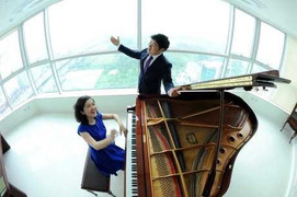 Nữ thạc sĩ âm nhạc xinh đẹp 'trẻ hóa' nhạc cổ