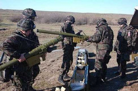 Loại vũ khí nào có thể bắn hạ MH17 ở độ cao 10.000m?