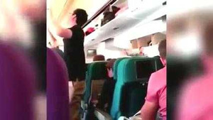 Clip: Khoảnh khắc cuối cùng bên trong MH17