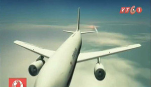 Malaysia bác tin máy bay MH17 bay sai lộ trình