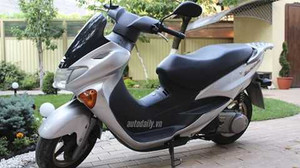 Những mẫu xe ga 'sang chảnh' rớt giá dưới 15 triệu đồng