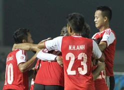 Bóng đá Việt lại rúng động nghi án bán độ: 6 cầu thủ bị áp giải về Hà Nội