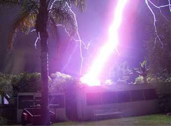 Clip: Sét đánh 6 người thương vong ở Lào Cai