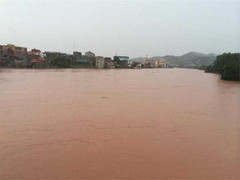 Cảnh báo bão liên tục, vẫn có tới 26 người chết