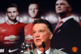 Man Utd đá thế nào trận ra mắt Van Gaal?