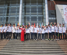 Học sinh quốc tế hết lời khen ngợi nữ sinh trường Ams