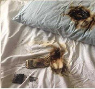 Suýt đen mặt vì Samsung Galaxy bốc cháy trên giường