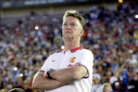 Canh bạc phòng ngự của Louis van Gaal