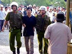 Chuyện tên tội phạm 'ăn tình' bỉ ổi trong giới giang hồ