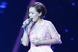 X-Factor: Mr Đàm 'khẩu chiến' với Hồ Quỳnh Hương vì một chiếc váy