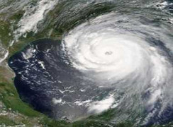 Bão Hạ Long có thể sắp tiến vào biển Đông