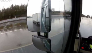 Video: Trổ tài đảo lái, căn đuôi rơ-mooc bằng gương hậu