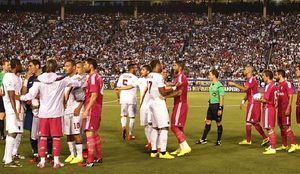 Tin sáng 31/7: Keita trần tình vụ ném chai nước vào mặt Pepe