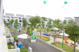 Bán nhà tháng Ngâu, chủ đầu tư bung hàng 'hot'