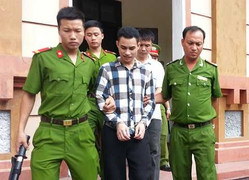 Mâu thuẫn khi nhậu, nổ súng giết người trước quán bar