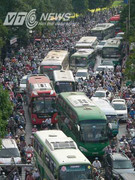 Sài Gòn kẹt xe kinh hoàng, chuyên gia hiến kế 'thoát hiểm'