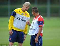 Lộ lý do Arsenal chiêu mộ Sanchez