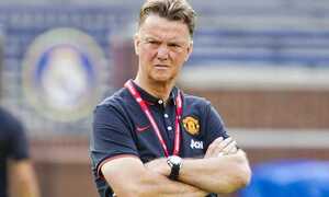 Van Gaal chê David Moyes, quyết không cho Man Utd du đấu kiếm tiền