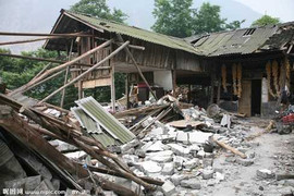 Động đất rung chuyển Trung Quốc, Nhật Bản