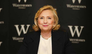 Cựu mật vụ Nhà Trắng viết sách nói xấu bà Clinton