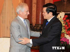 Chủ tịch nước Trương Tấn Sang tiếp Thượng nghị sỹ Hoa Kỳ