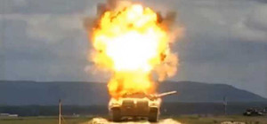 Xem tên lửa nã nát xe tăng nặng 40 tấn