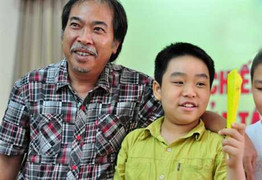 Thần đồng 12 tuổi với 'gia tài' kiến thức đồ sộ