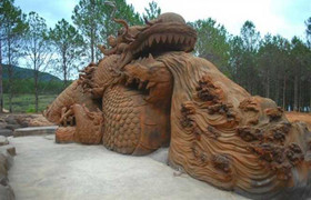 Lão ‘khùng’ và đường hầm kỳ lạ ở Đà Lạt