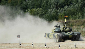 Giải đua xe tăng ở Nga: Bắc Kinh đối đầu Matxcơva