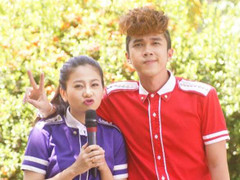 'Gái một con' Mai Phương nhí nhảnh 'Về trường'