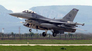 Tổng thống Mỹ đồng ý không kích Iraq