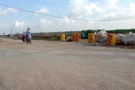 Thi công cao tốc Hà Nội - Hải Phòng tiếp tục gây bức xúc cho dân