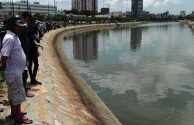 Hàng chục người nhái lặn tìm bé trai 7 tuổi mất tích