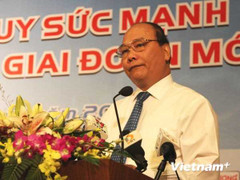 Phó Thủ tướng Nguyễn Xuân Phúc chỉ đạo phát triển kinh tế miền Trung