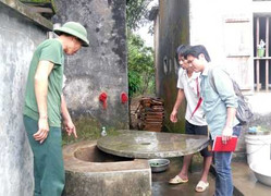 Nước nhiễm thuốc trừ sâu, cả làng 'đợi'... chết (?!)