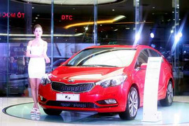 KIA rục rịch tăng giá xe từ tháng 10
