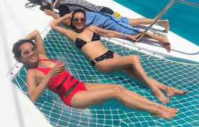 Mẹ MC Kỳ Duyên khoe vóc dáng thon gọn ở độ tuổi 73