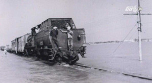 Video: Trận đại hồng thủy 1971 tàn phá Hà Nội