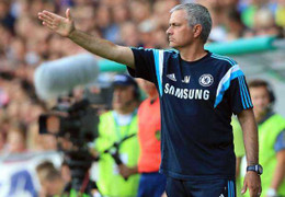 Mourinho dụng mưu, cầu hạnh phúc