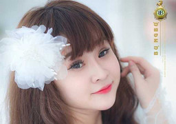 Nữ sinh xinh xắn học bổ túc, kiếm 40 triệu/tháng