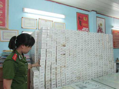 Truy bắt thuốc lá lậu, 2 chiến sỹ công an bị thương