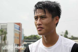 Tiền đạo Việt kiều mơ chinh phục thầy Nhật