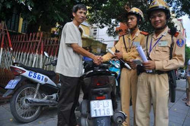 Sau 3 năm bị 'ngụy trang', xe SH về với chủ cũ