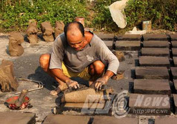 Tự truyện nhà thơ 16 vợ: Chạy trốn người đẹp, cưới vợ xấu