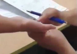 Cuộc phỏng vấn đặc biệt, chỉ tuyển người có vết chai tay