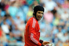 Chuyển nhượng 24/8: Chelsea quyết giữ Torres, bán Cech bằng được