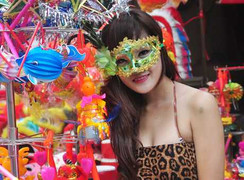 Rộ dịch vụ thuê người yêu đi chơi Trung thu